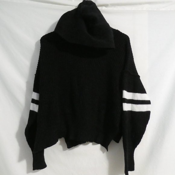 RETROD, medium, hooded striped black and white knit sweater - Picture 1 of 16